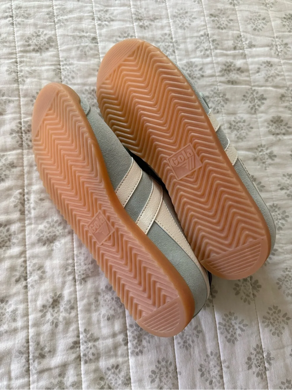 Women’s Gola Bullet Sneakers size 9